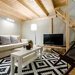 Modern Black Loft Next To New York Cafe * Budapeste