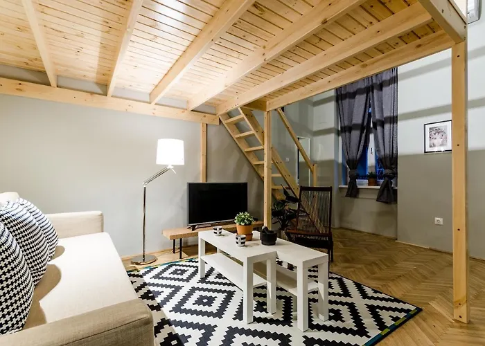 Sweet Cumin Next To Famous Cafe Apartament